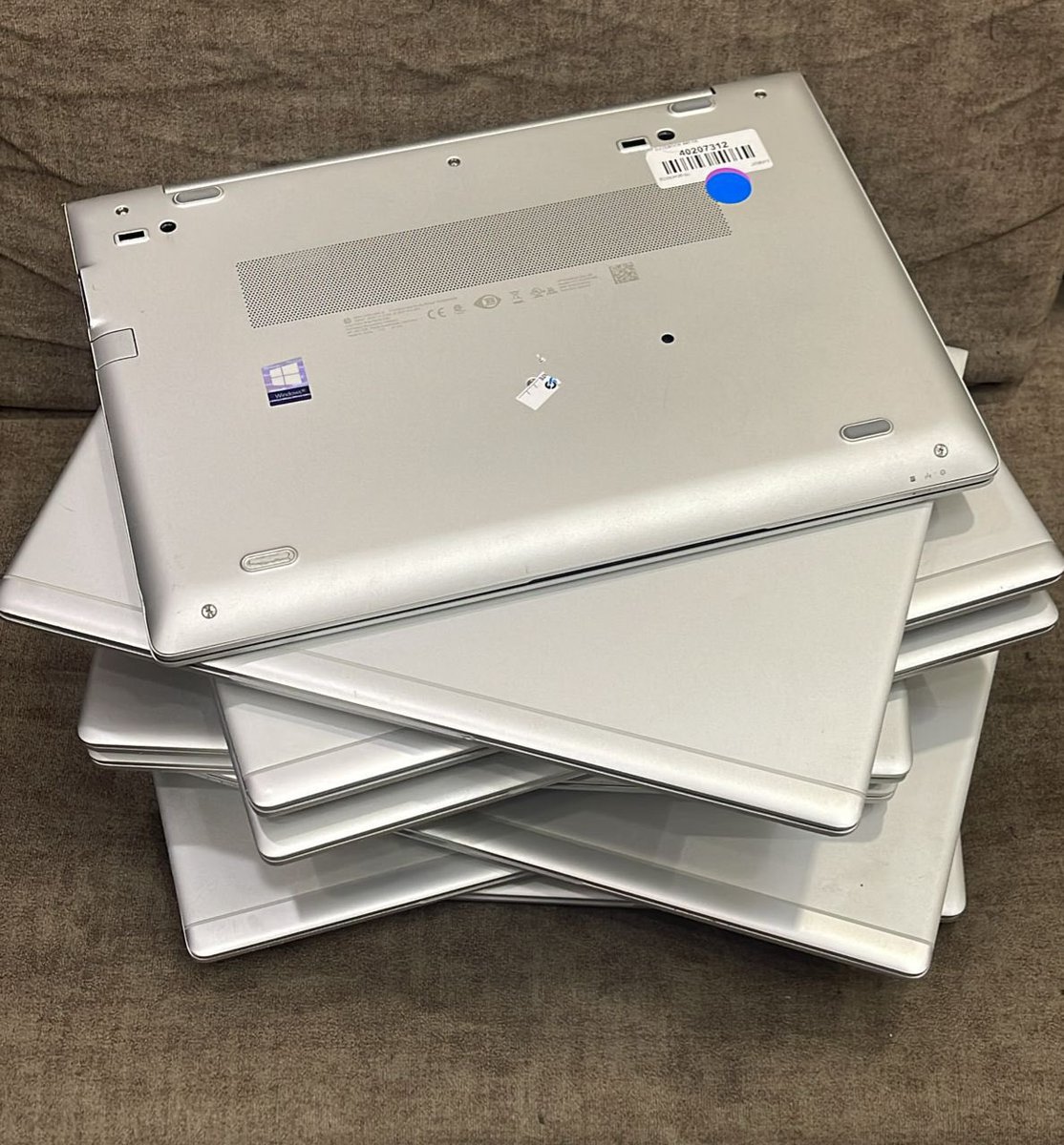 Hp Elitebook 840 g6
Processor: Intel Core i5(8th gen)
Processor Speed: 2.87ghz
HDD: 256gb SSD
RAM: 8gb
Screensize: 14”
OS: Windows 11
Backlit Keyboard Enabled 

You can get this for N390k, DM <a href="/Igbalode_BS/">Igbalodé Benchmark Solutions</a> to get one today!

Kindly RT with ❤️