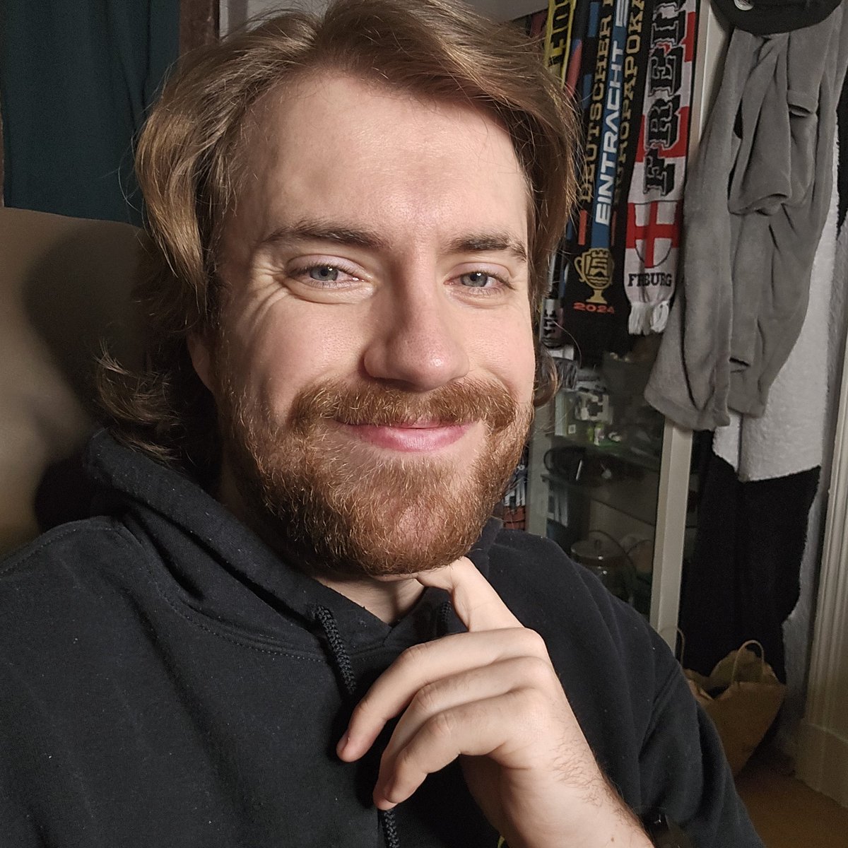 Die Morning Show ist zurück aus der Weihnachtspause ☕️ 

Jetzt einschalten auf 
ttv/pandabjoerni 💜