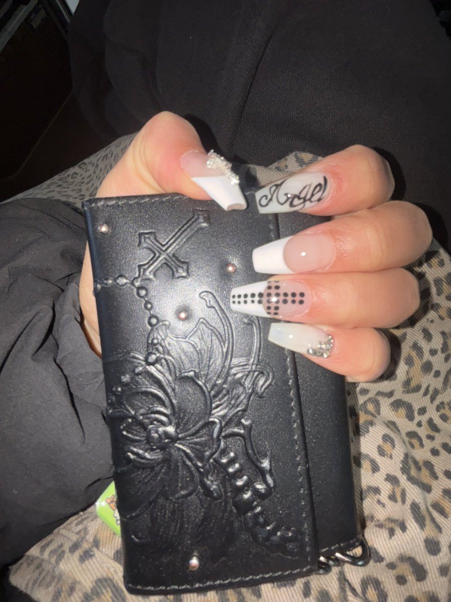 짱복이 tweet media