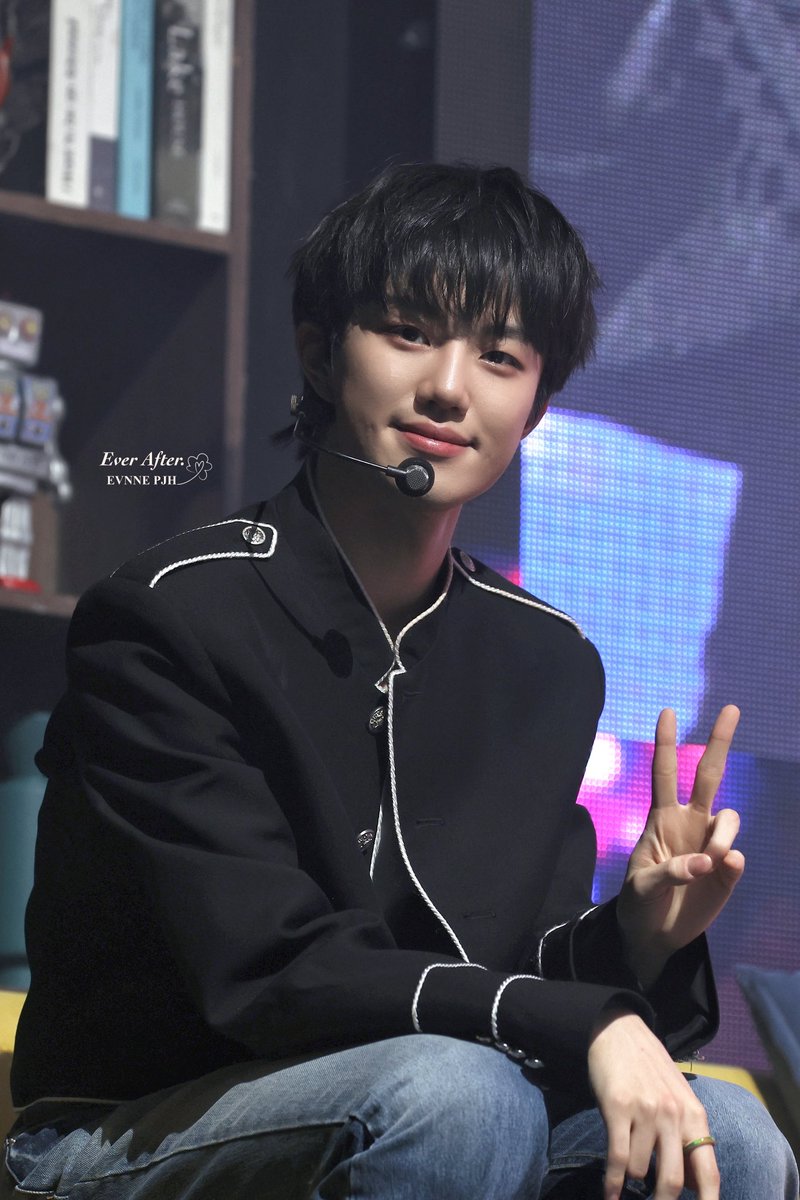 이후ʚ🧸ɞ tweet media