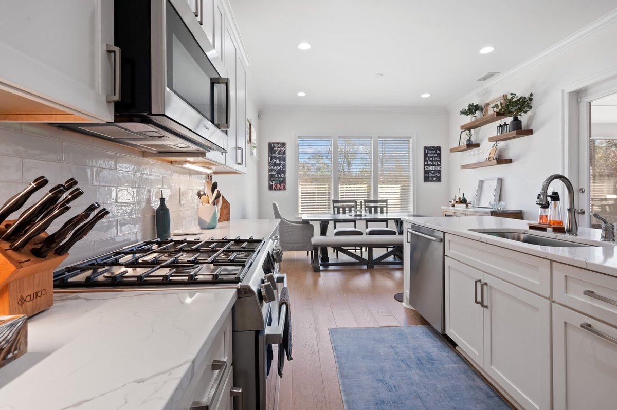 FotoBase_VN's tweet photo. FotoBase provides professional and consistent real estate photo/video editing: HDR, Flambient, Twilight, Day to Dusk, Virtual Staging, 2D/3D Floor Plans, Video Editing, Renovation, Retouching…

_ https://t.co/5PJxWbYOJy
_ fotobase.vn@gmail.com

#FotoBase #photosrealestate https://t.co/90FD3Unzh2