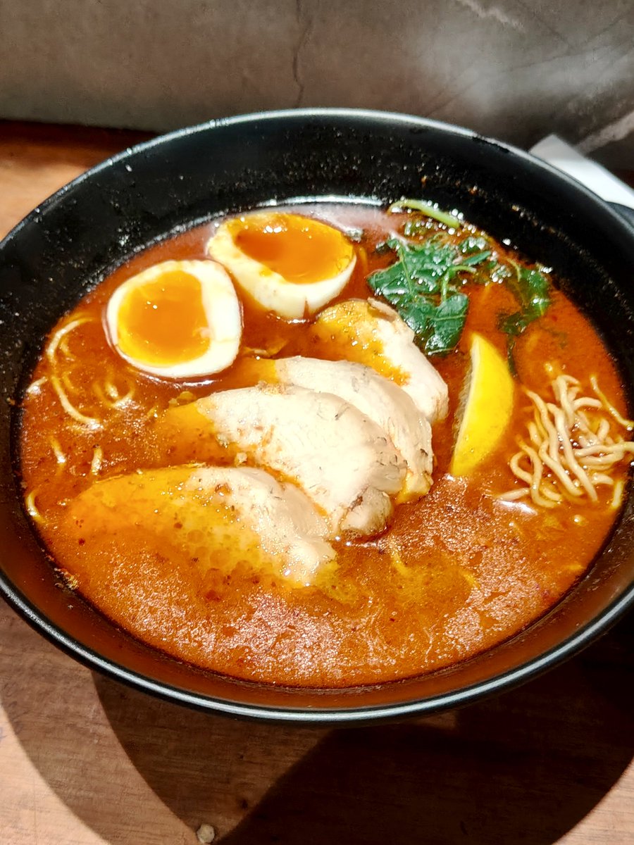 Widino's tweet image. 🍜 Golden Geisha
🍜 Roka Ramen
🍜 Tokyo Rock

Hari ini udah menamatkan top 3 best local ramen di Jogja. Kenapa semua yg enak-enak adanya di Jogja sih 😭