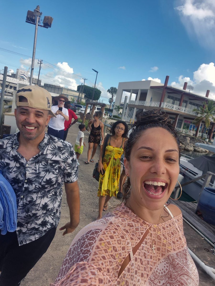 devineevans's tweet image. 