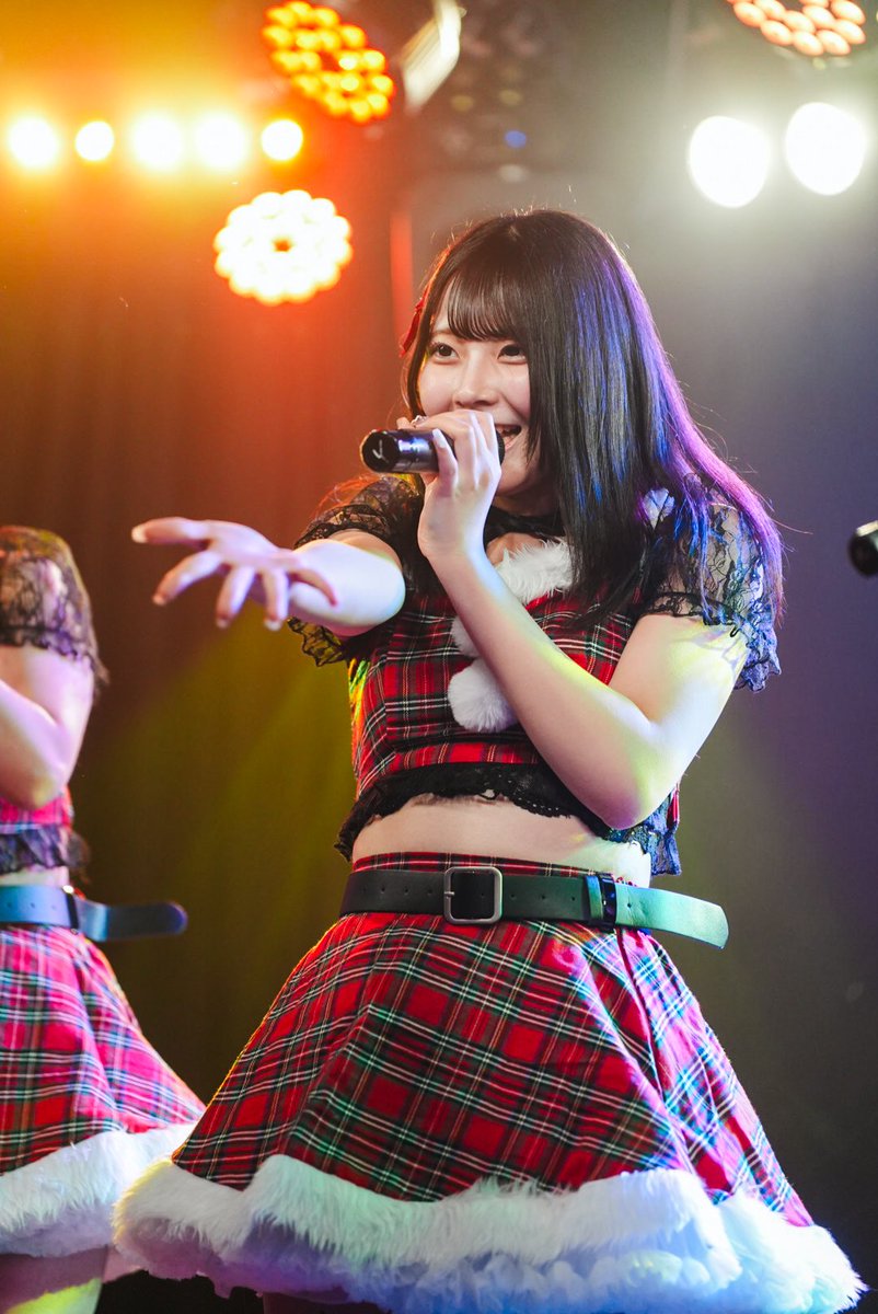 ももいろプロジェクト@momoiro_project #八雲りく💜@mogu_mogu888 #三