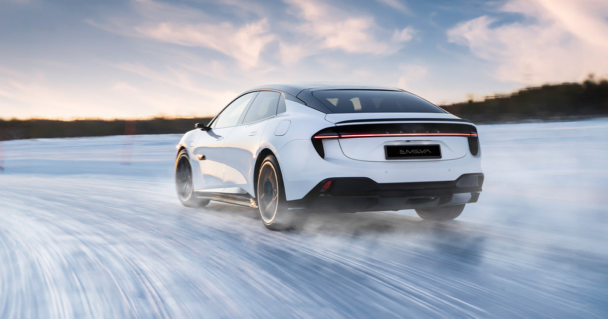 Leaving ordinary in the rear-view. 💨

#lotus #lotusmena #emeya #forthedrivers