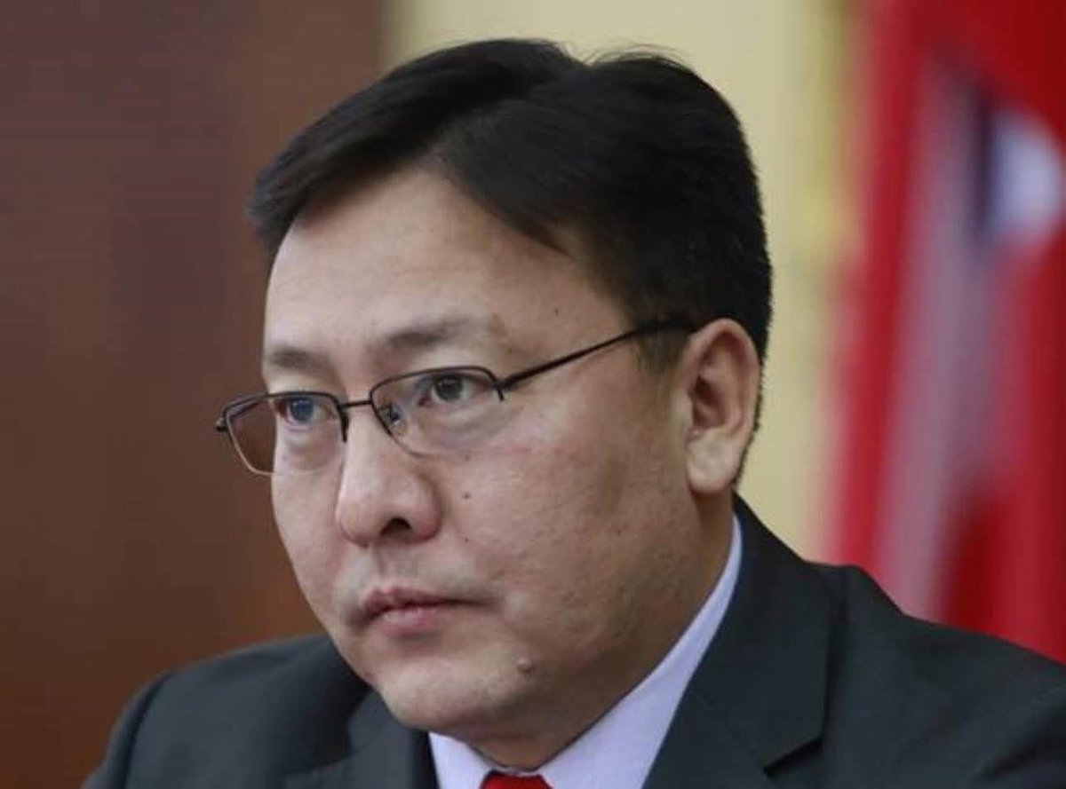 Ж.Батзандан #ХүнХог БЭТ-ийн ажлаас чөлөөлөгджээ

 Засгийн Газрын 2025 оны 2-р сарын 6-ны өдрийн хуралдаанаар УИХ-ын гишүүн, ШИНЭ намын дарга асан Ж.Батзанданг Стратегийн ач холбогдолтой ордуудын төрийн эзэмшлийн хувь хэмжээг тогтоох хэлэлцээр хийх Засгийн Газрын Бүрэн Эрхт