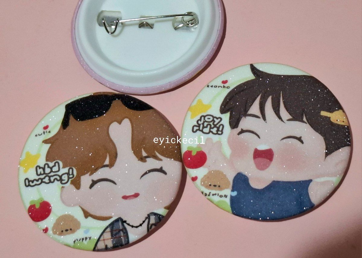 eyickecil's tweet photo. from this to this. :3
mau pamer walaupun telat banget.. jujur imutt bangeeet huhu. karna laminasi glitter jadi neomu banjjak-banjjak 🥺🤏🏻 https://t.co/AAve6uRRwi