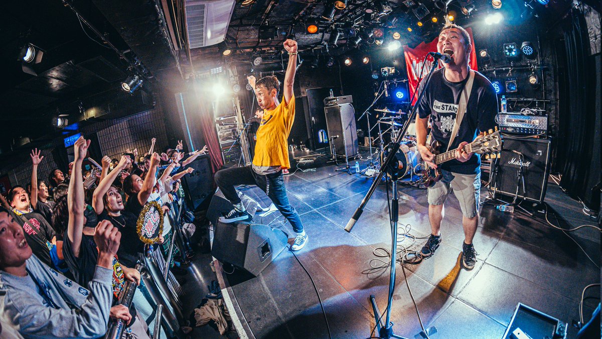 HR熊谷 オススメライブ✨

約2年ぶりのTSU！
今回はモルタル25thのお祝いライブでの復活です🎉

1/17(土)
THE STAND UP
THE BOOGIE JACK

青春とは10代20代だけのものじゃないなって思わせてくれる2バンド✨
熱いライブが観たい方はぜひ👍

チケットなどはこちらから😉
heavensrock.com/kumagaya/sched…