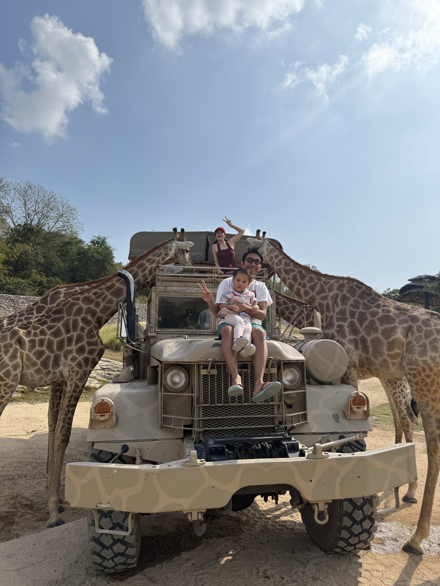 nateegetsunova's tweet image. //2026🫶🏼// 🧑‍🧑‍🧒🏊🏼‍♀️📸🤰🏻🌊🦑🐚🦒🐅🍜🐎🌈🍝☂️🥩🍗 #LL🍙 #หัวหิน