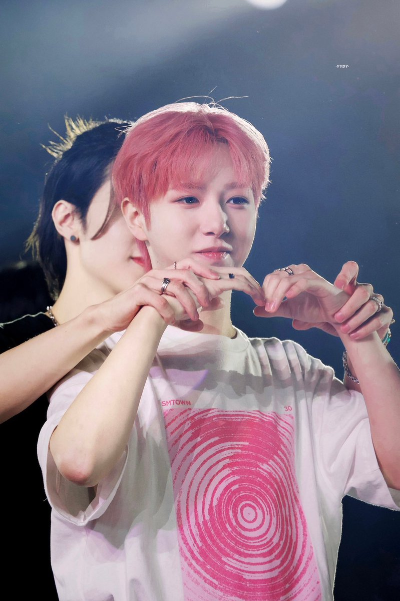 사랑하는 런쥔시 03:23 ♥