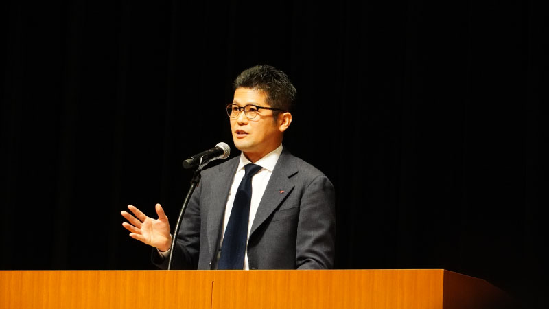 🎍新年のご挨拶🎍

新年明けましておめでとうございます。
本日より業務を開始し、グループ全体で
成長戦略説明会を実施いたしました。

本年も一層の成長を目指してまいります。
ecbeingを何卒よろしくお願い申し上げます。