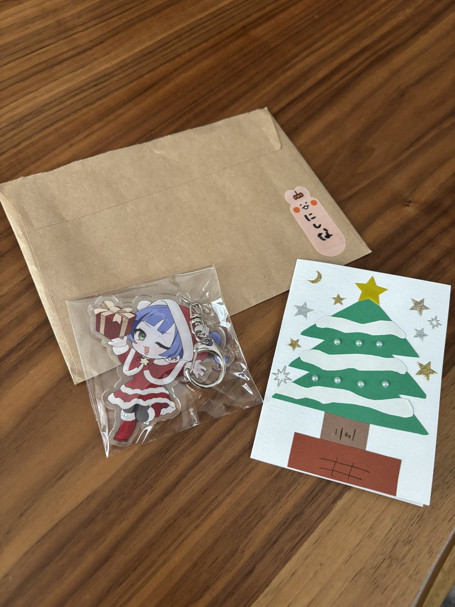 suien0827's tweet photo. #仁科箱 
お迎え出来たよー！！！！
退院の日に届いて家帰ってから開けれた！
これからもいっぱい聞きに行きます
次こそはライブ参戦！！！！ https://t.co/RBGRWuB5ju