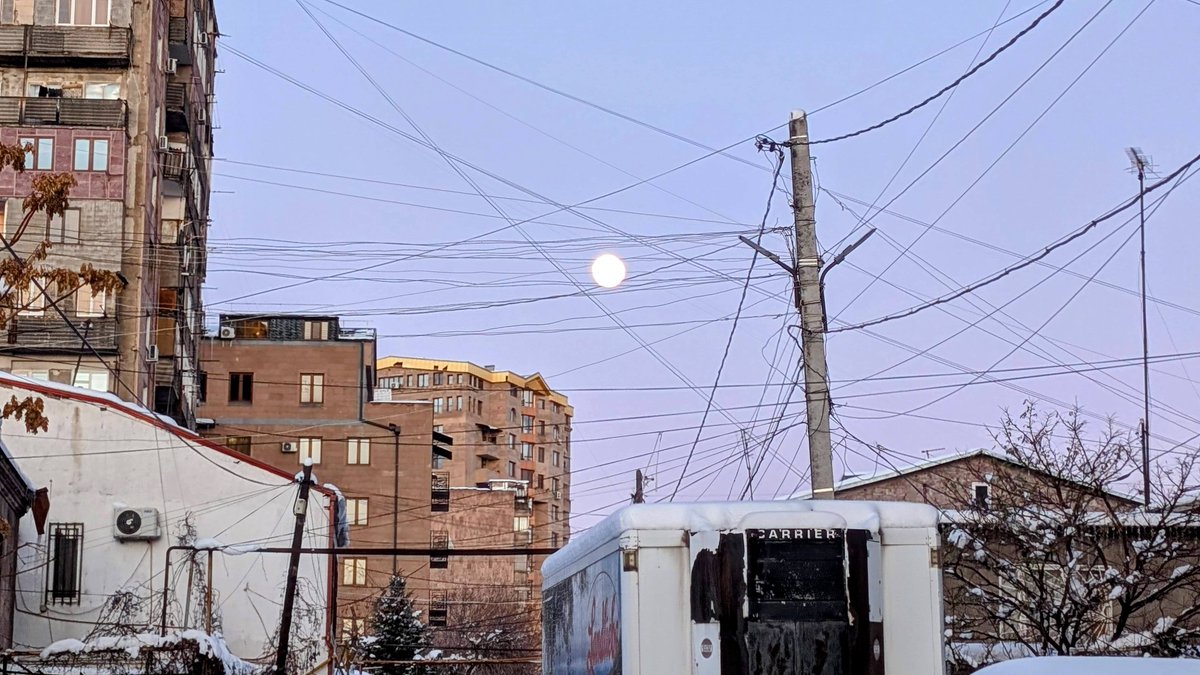 Just another cityscape #winterscene from #Yerevan &amp; #FullMoon