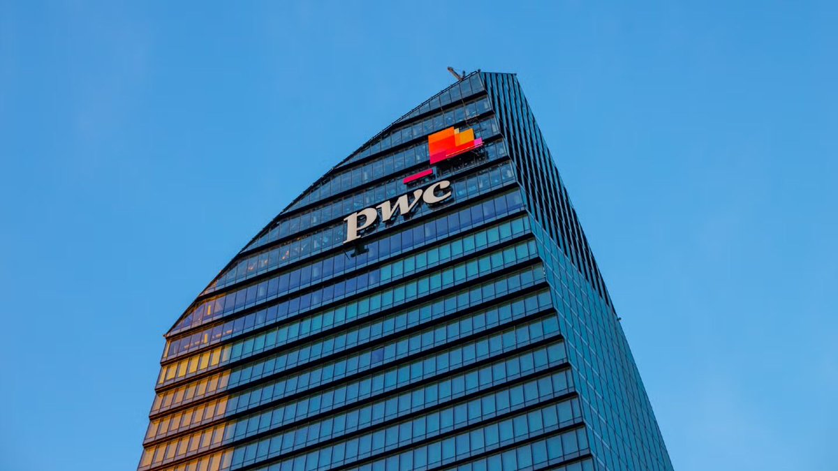 🚨 BREAKING: PwC (Big Four accounting firm) is going ALL IN on crypto

Their CEO just said they’re “leaning in” to crypto work as:
• Stablecoin legislation passes
• GENIUS Act clears regulatory fog
• Tokenization momentum builds
“We have to be in that ecosystem” - Paul Griggs,