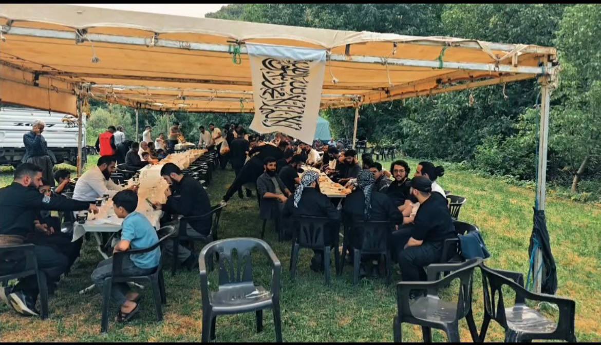 Şemzinan ve Gever’de ajansımızın 23 Eylül ve 13 Ekim 2025’te gündeme getirdiği “DAİŞ–Hizbullah yapılanması” haberlerinin ardından başlatılan soruşturmada, “DAİŞ propagandası” yaptıkları gerekçesiyle Adnan Hezer ve İlyas Onan tutuklandı.

#Hakkari 

jinnews.net/TUM-HABERLER/c…