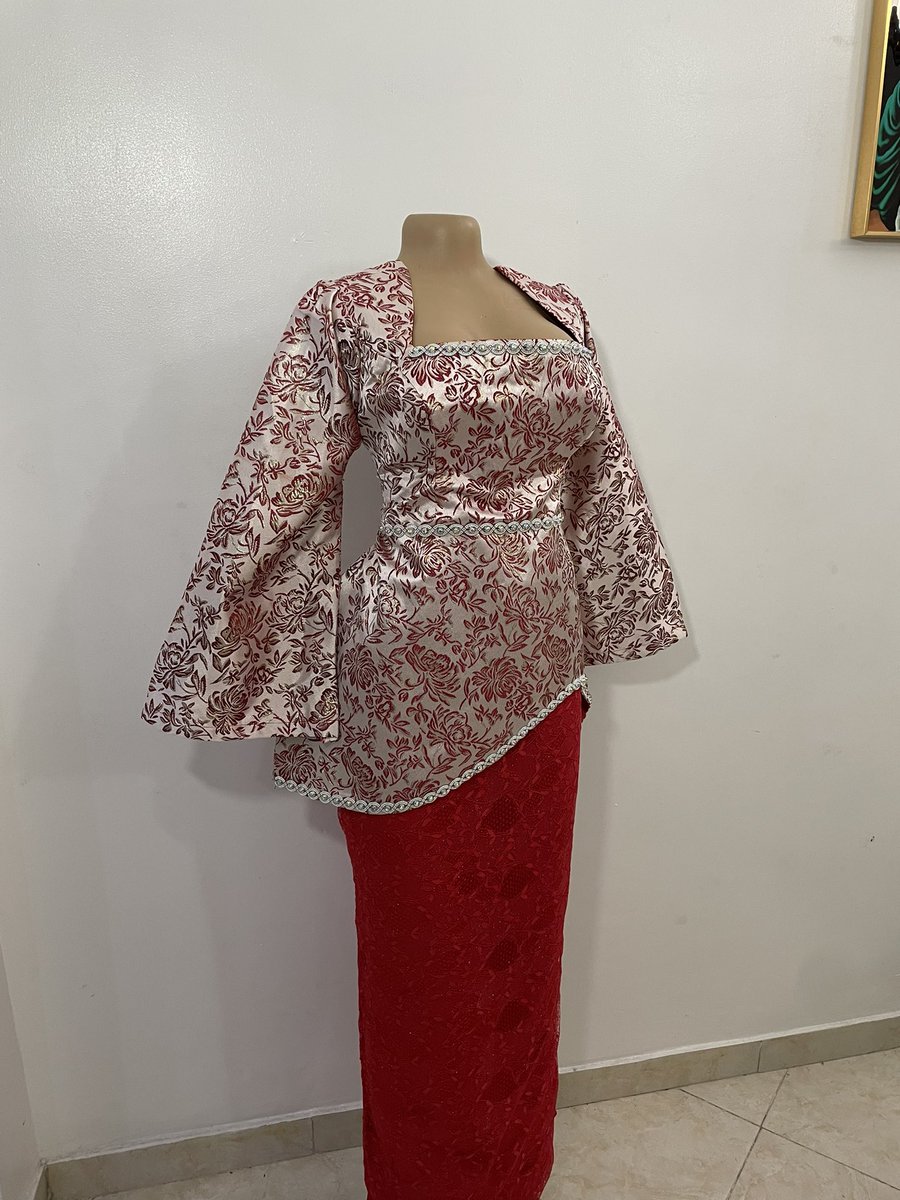 IbimBoyle's tweet photo. Happy New Year and Happy New Week! 🎉✨
We're officially open for 2026! 

Your favorite fashion spot in Port Harcourt is ready to slay with fresh, stunning pieces. 
Come through, DM, or call to book – let’s make this your most stylish year yet! 💃🏽🛍️
You can also check us out on IG @boylesclothing
Thank you for the love.
