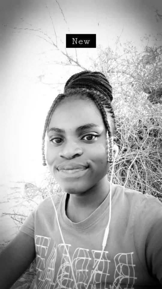 FAMILY APPEALS FOR HELP TO FIND MISSING YOUNG MOTHER FROM GA-SEKGOPO

GASEKGOPO – The Malungane family is appealing to the public for assistance in locating their daughter, Zanele Bohlale Malungane, who went missing on 31 December 2025.

Zanele was last seen when she reportedly