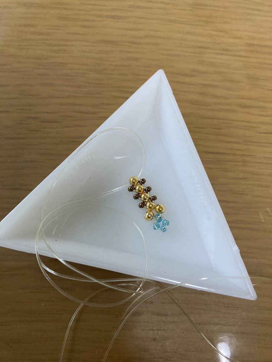 あまりに暇なんでちまちま作ってたら目がチカチカして来たw 簡単に