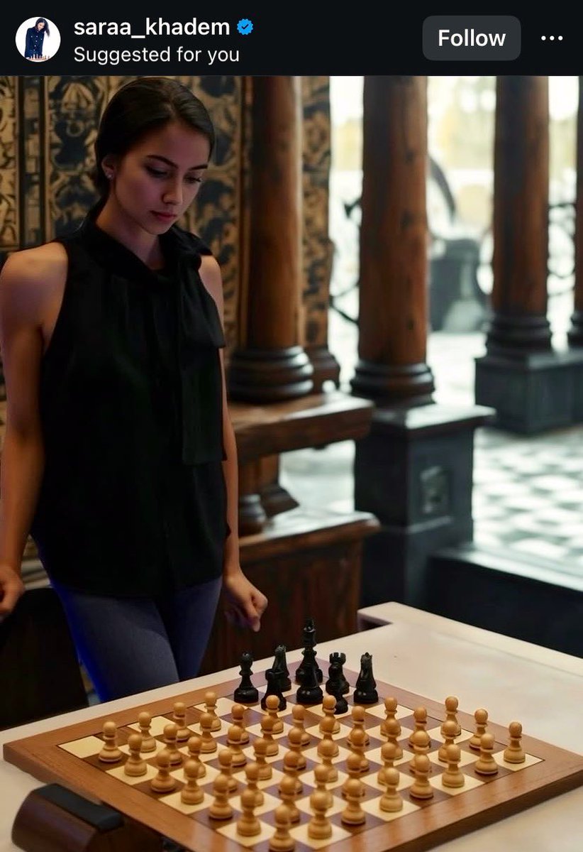 پست سارا خادم
شطرنج باز ایرانی