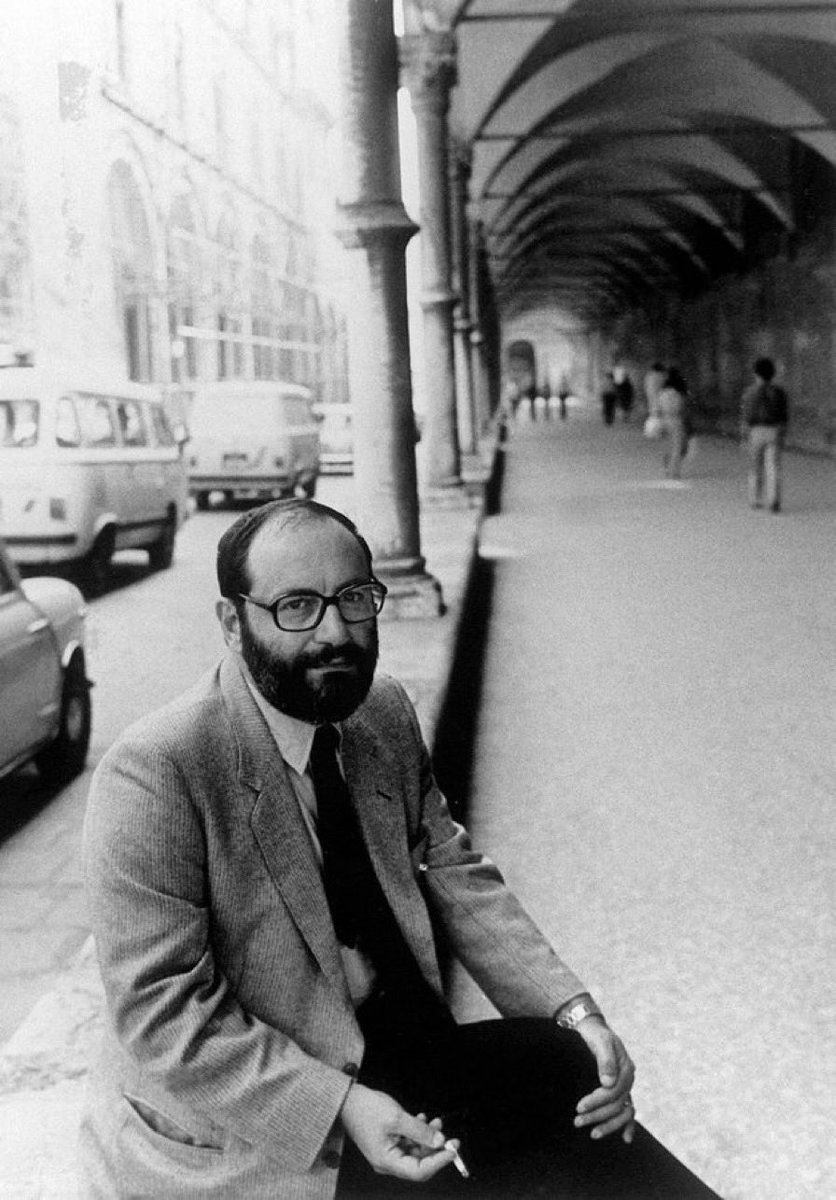 »Um tolerant zu sein, muß man die Grenzen dessen, was nicht tolerierbar ist, festlegen.«

Umberto Eco 
geboren am 5. Januar 1932