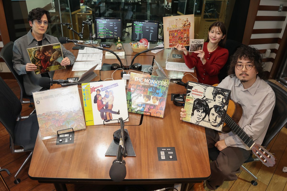 THETRAD_TFM's tweet photo. 🎵TODAY’S MUSIC RECOMMEND

デビュー60周年記念特集❗️
ザ・モンキーズを学ぼう❗️
解説：#高木大丈夫 さん
(@daisukeongaku)

OnAir List🎶
M1：Last Train to Clarksville / The Monkees 
M2：Someday Man / The Monkees
M3：The Girl I Knew Somewhere / The Monkees
M4：I Wanna Be Free / 高木大丈夫 （スタジオ生演奏）

📻https://t.co/gQKo7khyAk

#THETRAD #稲垣吾郎 #山本里菜 #TOKYOFM #radiko