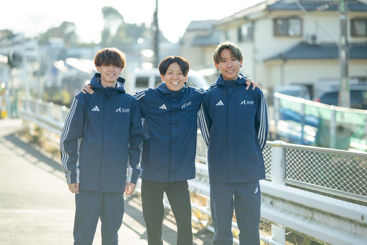 daichiagu's tweet image. 本日からチーム練習が再スタート。

ニューイヤー駅伝で味わった悔しさを、
ただの「反省」で終わらせず、
これからの一日一日の行動にしっかりと落とし込んでいく。

自分自身の在り方も見つめ直しながら、
チームとしてもう一段階、確実に成長していきます。

またここから積み上げ。