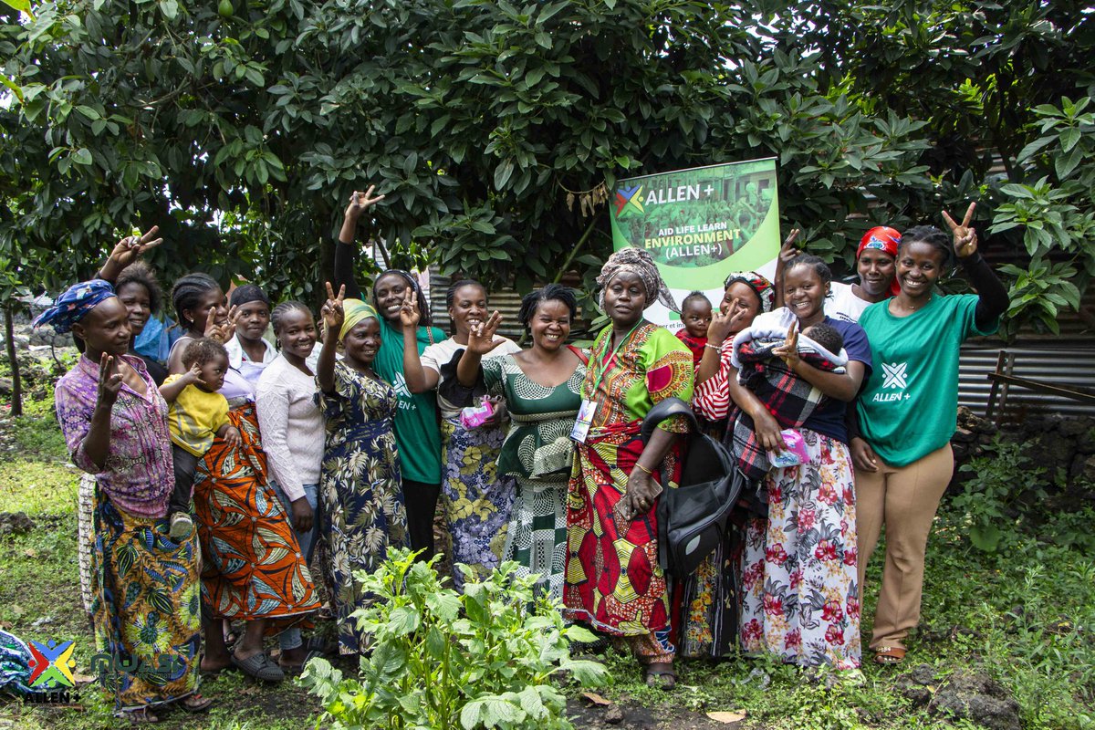 aid_learn47733's tweet photo. Lors de notre visite à l’orphelinat #Amatu, nous avons réalisé une sensibilisation en faveur des femmes œuvrant au sein de cet établissement. Initiée dans le cadre du programme #MWASI porté sur l'hygiène menstruelle, la gestion des déchets et la protection de l’environnement. https://t.co/0JvveLtkf9
