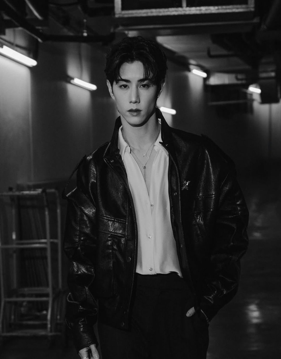CM2Connect's tweet image. ย้อนชมลุค Mark Tuan กับเครื่องประดับ Chaumet ในคืนเคานต์ดาวน์ ICONSIAM Amazing Thailand Countdown 2026 

#MarkTuanxICONSIAM #marktuan 

อีกหนึ่งโมเมนต์ที่แฟน ๆ ห้ามพลาดในงาน ICONSIAM Amazing Thailand Countdown 2026 ที่จัดขึ้นในวันที่ 31 ธันวาคม 2568 ที่ผ่านมา คือการปรากฏตัวของ…