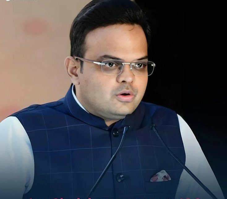 शाहरुख खान ने आईपीएल में KKR की फ्रैंचाइजी खरीदी थी, जब ललित मोदी और राजीव शुक्ला ने उनसे अनुरोध किया था। आईपीएल को उस समय बड़े स्टार की जरूरत थी, और शाहरुख खान ने यह जिम्मेदारी उठाई।

मुस्तफिजुर रहमान मामले में भी आपने सही कहा, BCCI को दोषी ठहराया जाना चाहिए। अगर मुस्तफिजुर