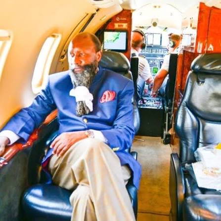 amenya_nelson's tweet photo. This was also not true! They hired a private jet in Brazil then lied to the whole world that the government of Brazil had gifted Owuor the jet. The whole lie was engineered by one guy who works at African Development Bank. Initially they just downloaded photos of jets off the internet and shared them and said the jet is ex-military lol! 

The people defending here online don’t know these things, the ones who do are just watching.