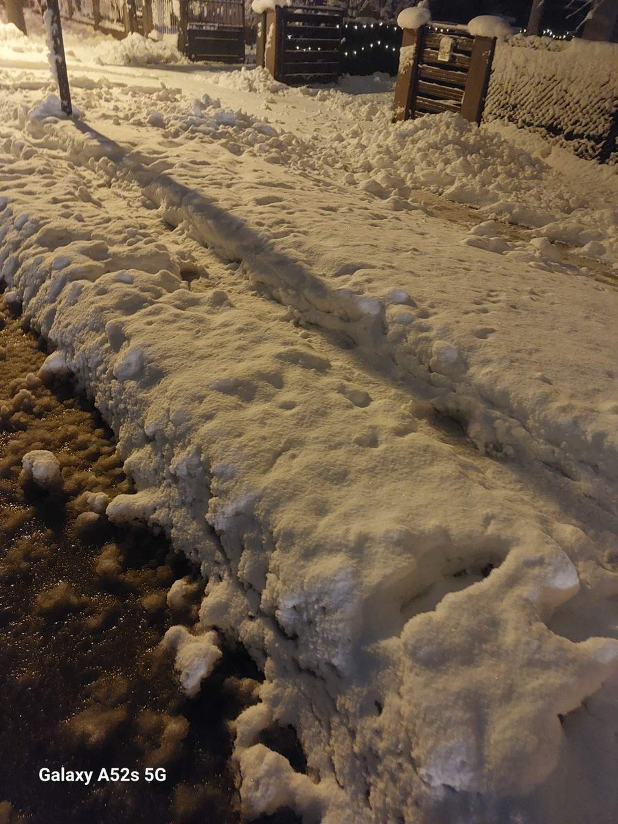 SspBatajnica's tweet image. Sneg u januaru iznenadio gradske službe.
Batajnica, naselje Šangaj.