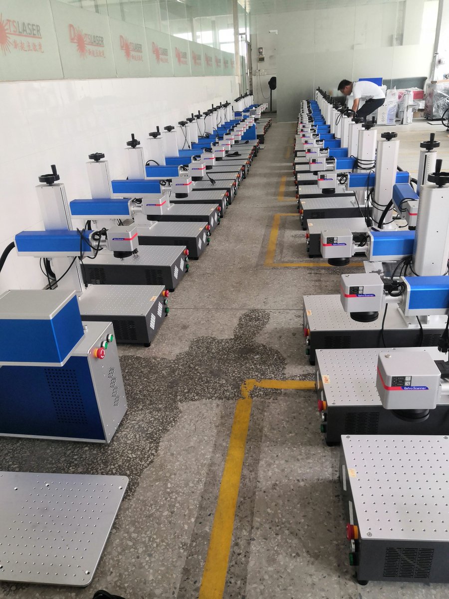 DOTSLASER tweet media