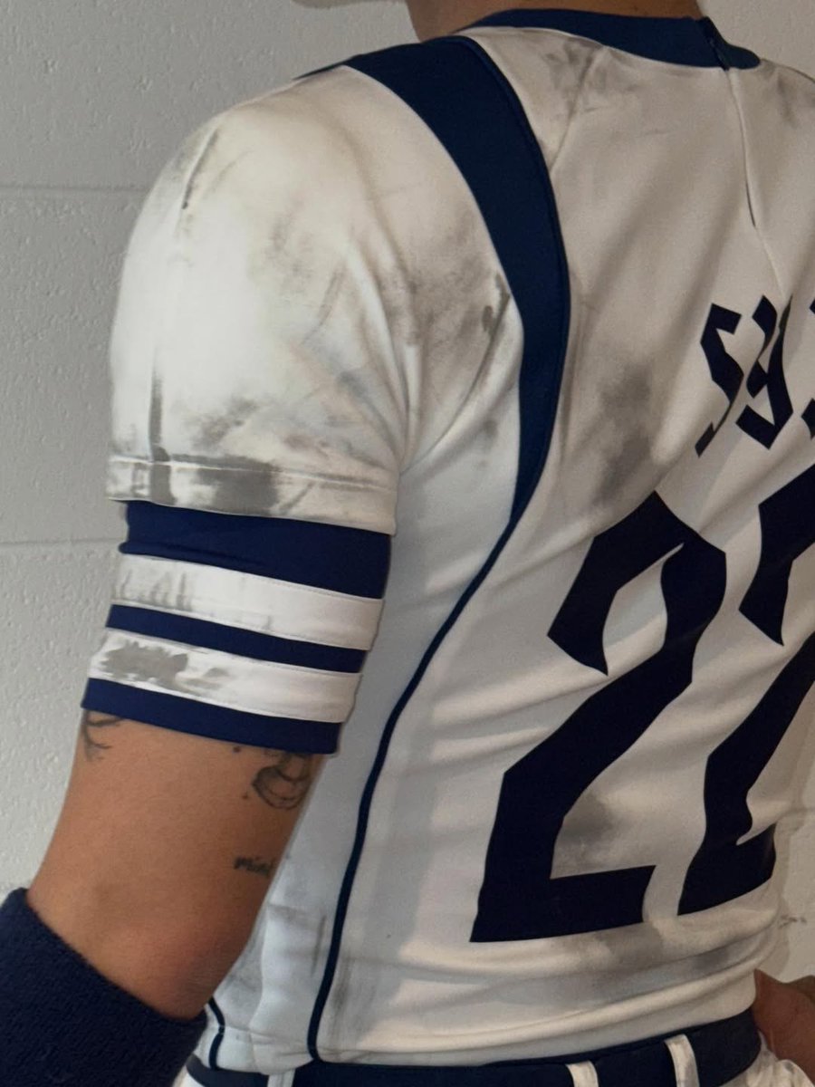 qeric's tweet image. This outfit wasn’t just a look. It was a reminder of where I started, how far I’ve come, and how those memories still move with me every time I perform. Some things never leave you, they simply evolve with you.