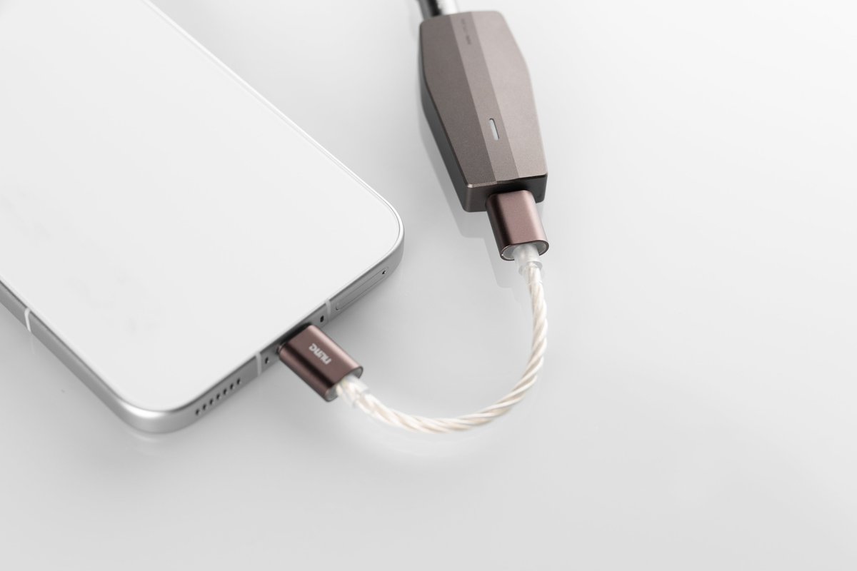 DUNU_Headphone's tweet image. Phone, tablet, laptop to your dongle DAC—one clean link. That's PHOEBE. 📱💻🎶
#DUNU #PHOEBE #TypeC #Cable #DongleDAC #PortableAudio #HiFi