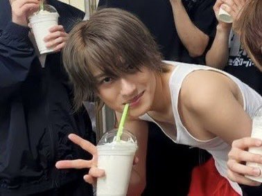 curelegance's tweet photo. ソロパート短かった分

ここで、平成男子さながらの襟足こじけんを見てやってください。

#小島健 #Aぇǃgroup https://t.co/nZj42dyj4A