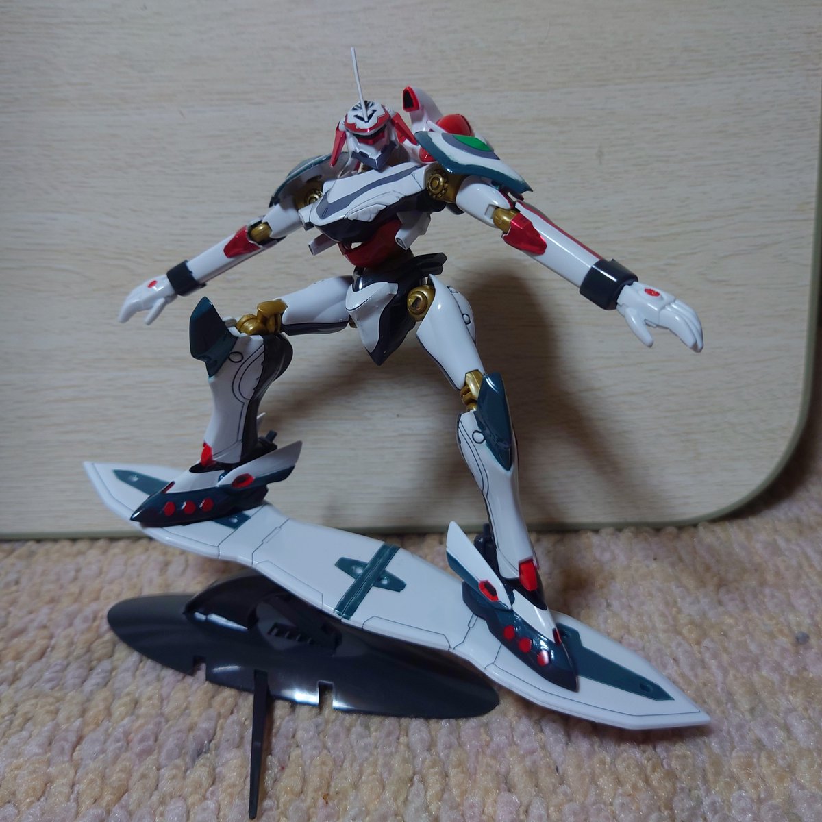 昨日、出来上がったプラモデル！
交響詩篇 エウレカセブンのニルヴァーシュ😊