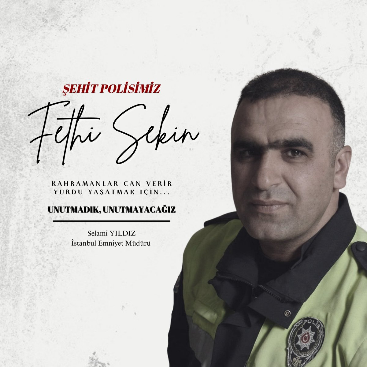 Şehadetinin 9. yıl dönümünde,kahraman şehidimiz Fethi SEKİN’i saygı ve rahmetle anıyoruz.🇹🇷

Aziz şehidimizin ruhu şad olsun.🇹🇷