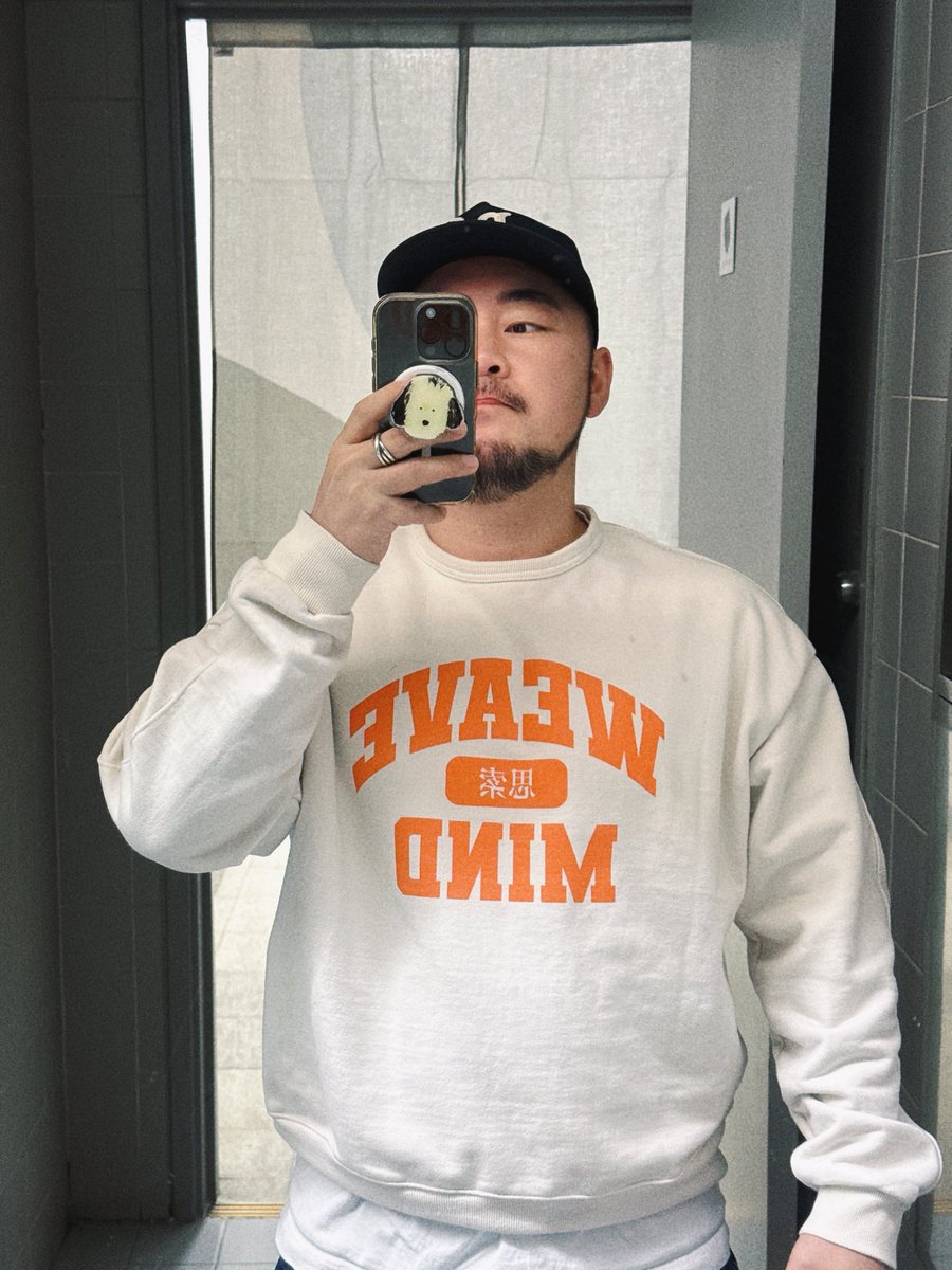 bbangmo2's tweet image. 월요일 넘 지루해요🫠