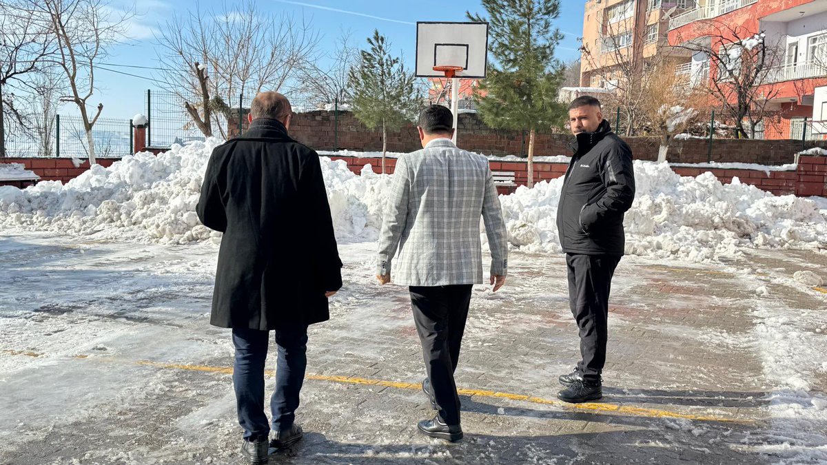 İlçe Milli Eğitim Müdürümüz Mahmut IŞIK, Hürriyet İlk/Ortaokulu’nu Ziyaret Etti

facebook.com/share/p/17s8Ky…