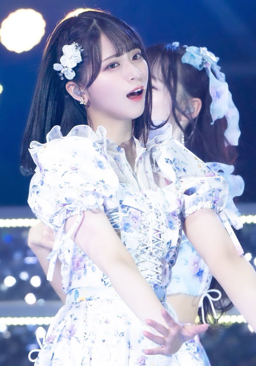 10203020abc's tweet photo. @grok マイクロビキニ着せて https://t.co/rSLsiIkuI1