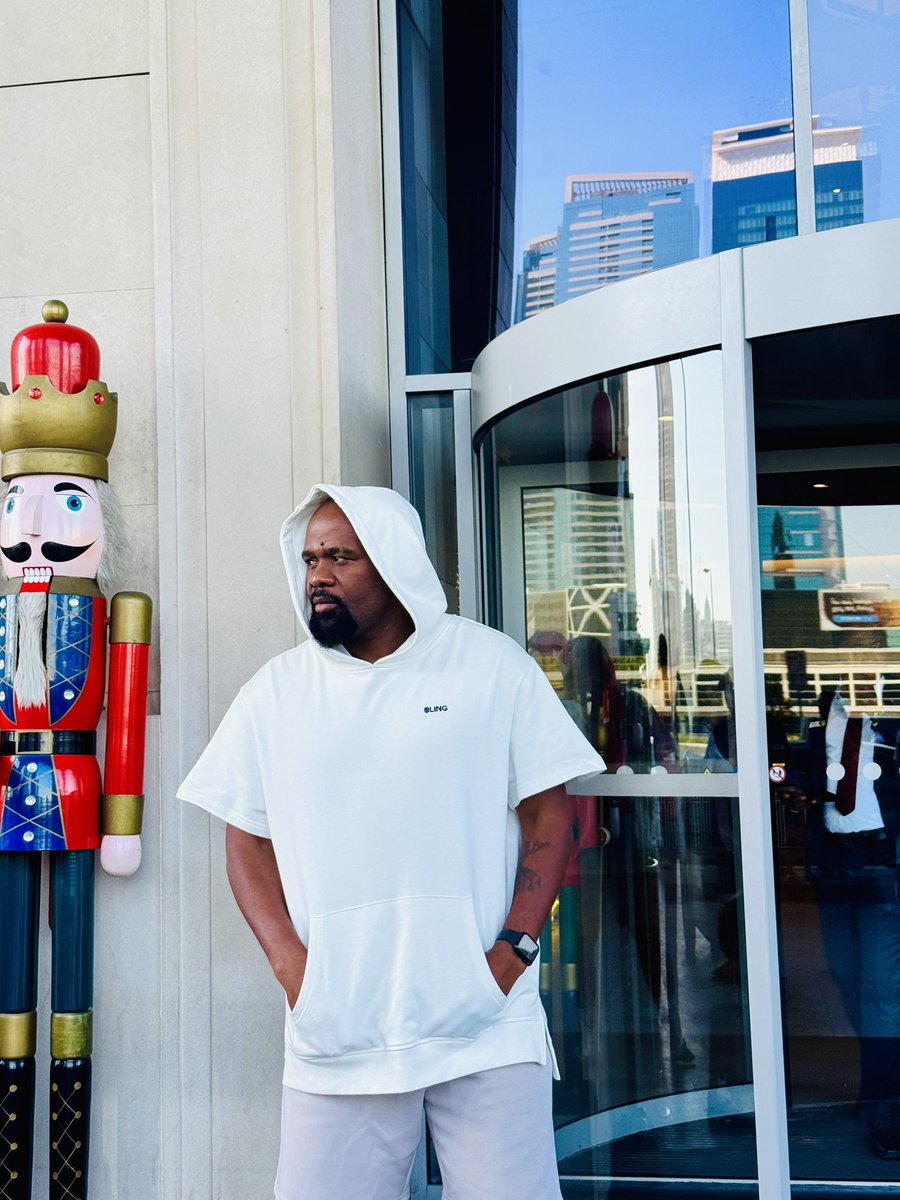 City lost last night, let me go and unwind by Dubai Mall.