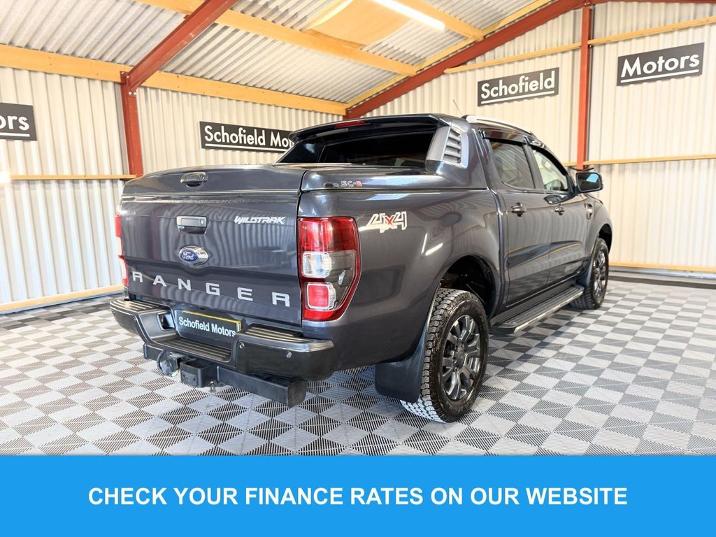 Love getting off the beaten track? This Ford Ranger pickup is your perfect  partner 
🥰 60k Miles only
🔥 3.2 Engine – effortless towing &amp; hauling
💪 Sat Nav, Air Con, Camera
💷 £17,990 NO VAT 

View  here bit.ly/3uCVWrU  
#FordRanger
#PickupTruckForSale
#FordRanger