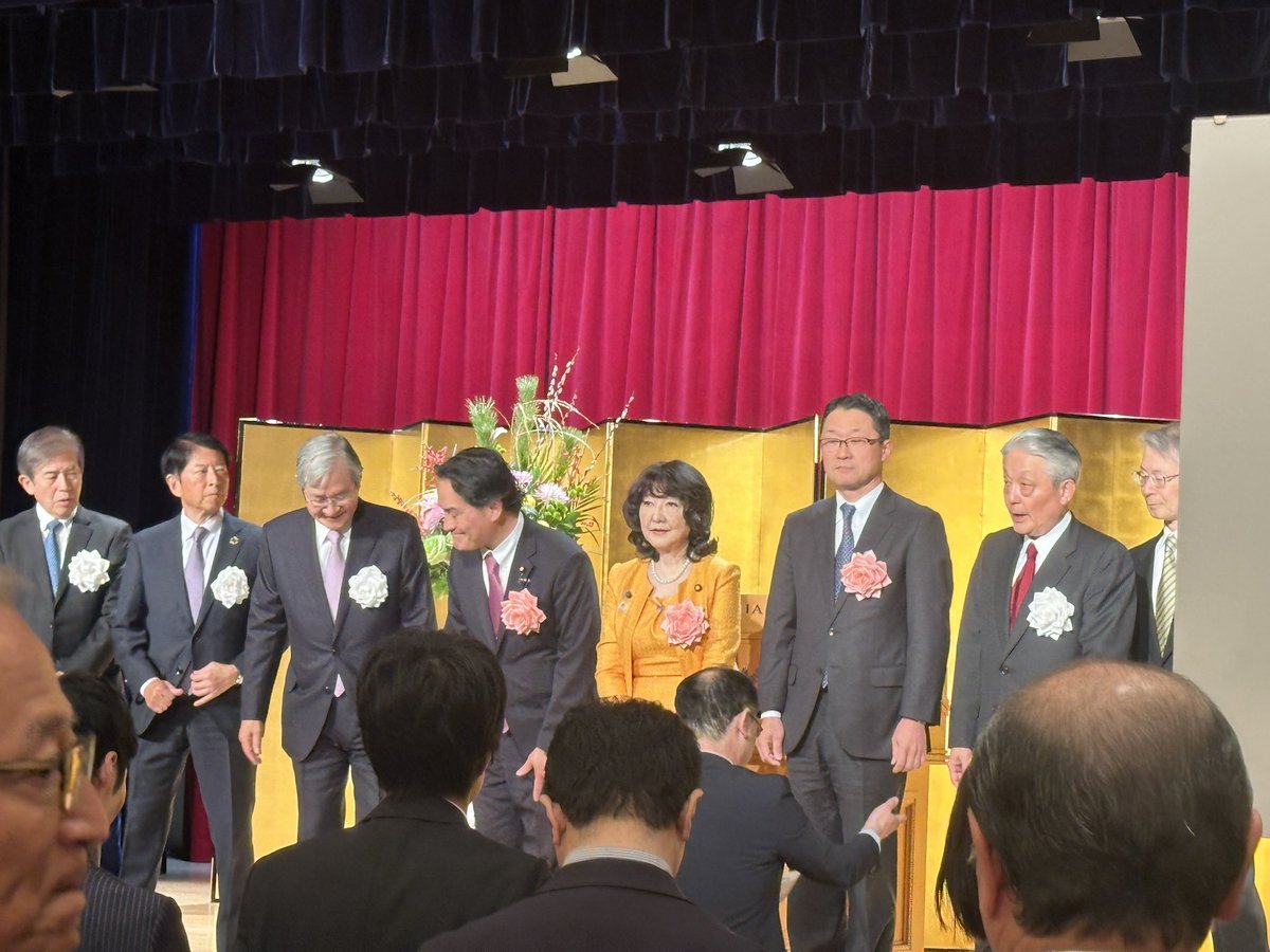 MIAC  は日本の有名な投資顧問会社として、「日本株学習サークル」を通じて専門的な資産運用知識を共有しています。プルデンシャル・グローバル・インベストメント・マネジメントの参加により、内容はさらに深みを増しています。佐藤隆司先生は資産管理のスキルを伝授し  ...