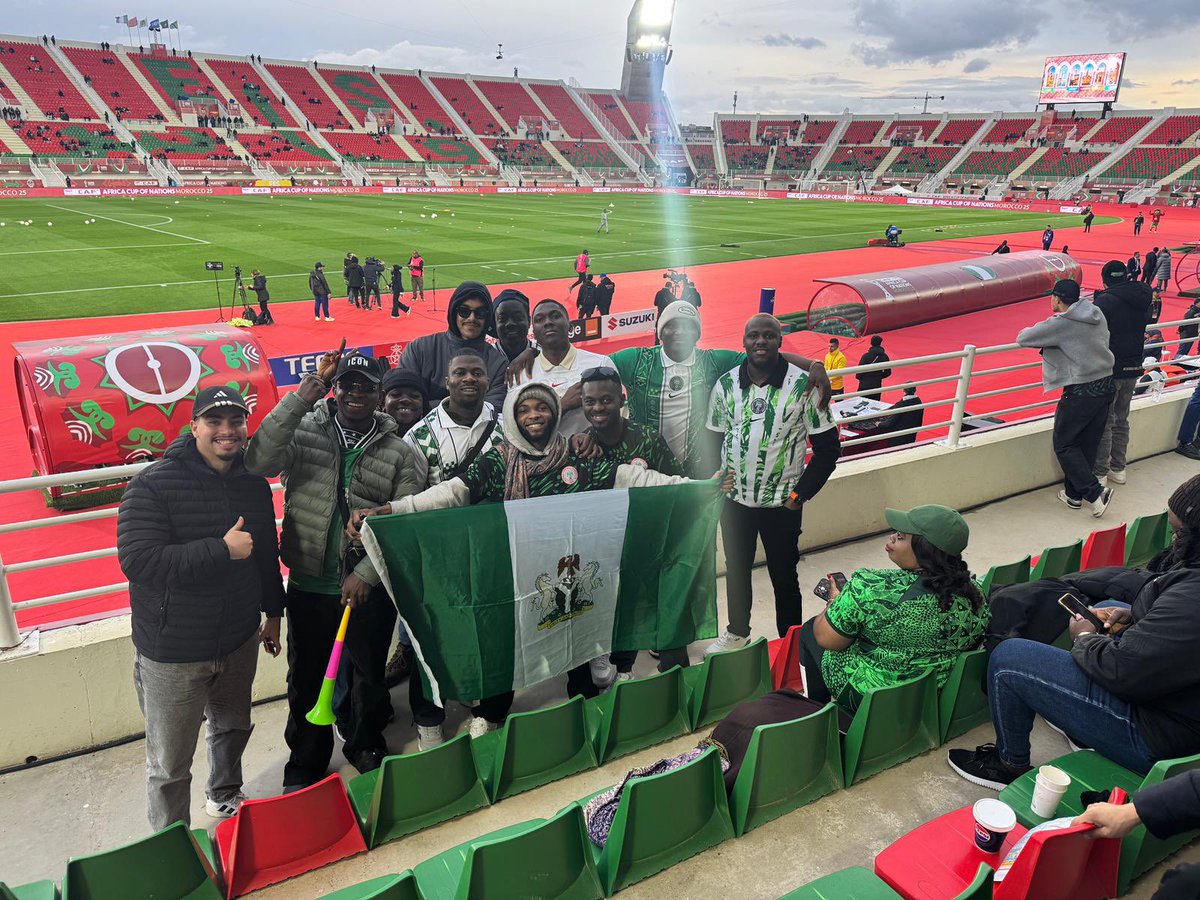 Uncle_Saka's tweet photo. @Rgreenthoughts Always repping 🇳🇬 💪🏽💪🏽 https://t.co/aEzscgoafD