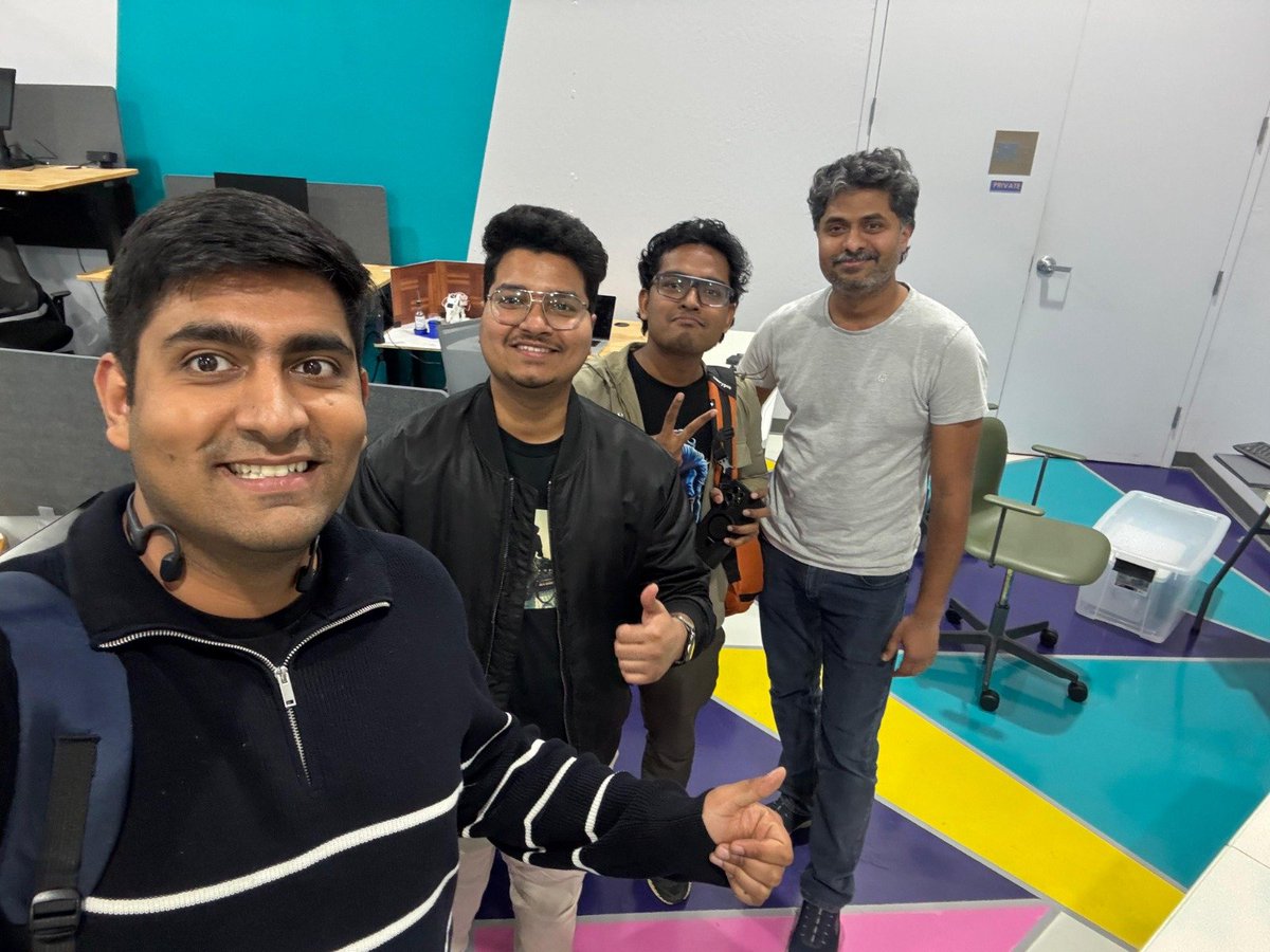 SoloTech tweet media