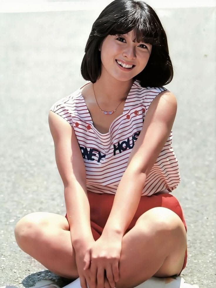 河合奈保子 可愛いい🙂河合奈保子さん🌕