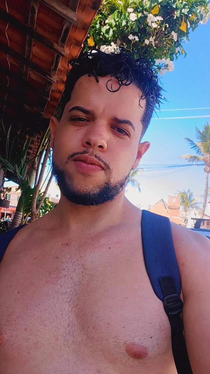 albizin's tweet photo. Prainha no verão: tudo pra mim ⛱️🌊🌴 https://t.co/Cyfgkp8bpr