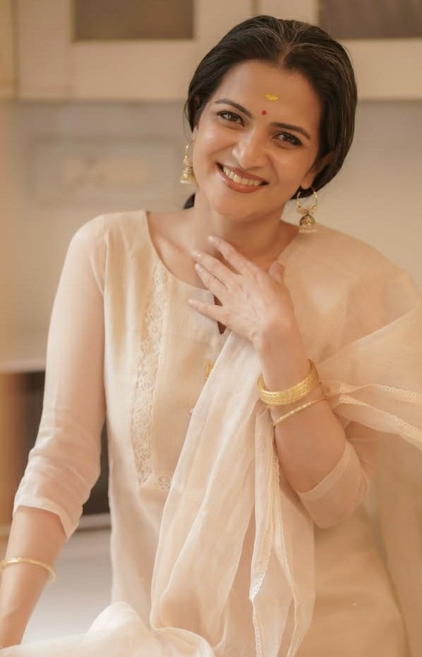 . <a href="/DhivyaDharshini/">DD Neelakandan</a> INSTA STORY !!