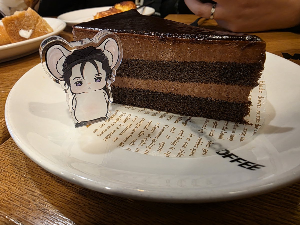 bogsangsa_1206's tweet photo. 오랜만이지
묵어라 https://t.co/Rp0cs8Wz54