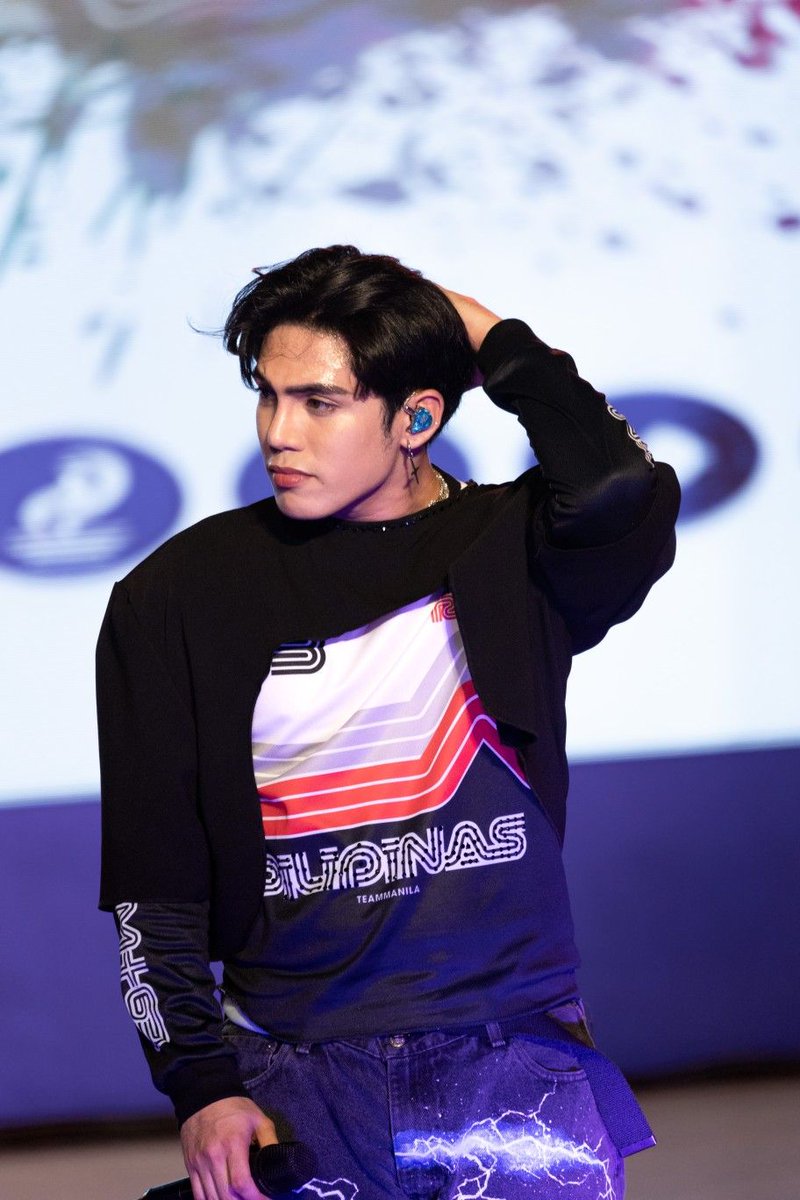 superstelliciou's tweet photo. sino tong pogi nato??

LINKTREE:
https://t.co/kh3Of5WIgk https://t.co/9283oOzxuR